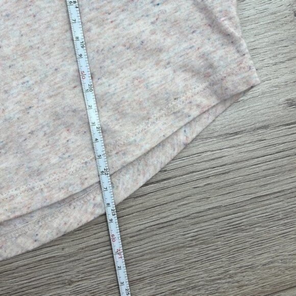 Old Navy Short Sleeve Speckled Tee Size XS - Picture 7 of 8